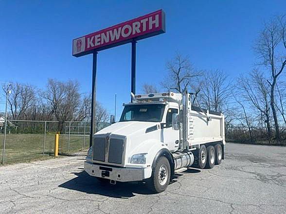2025 Kenworth T880 Dump Truck For Sale _ Specs & Pricing