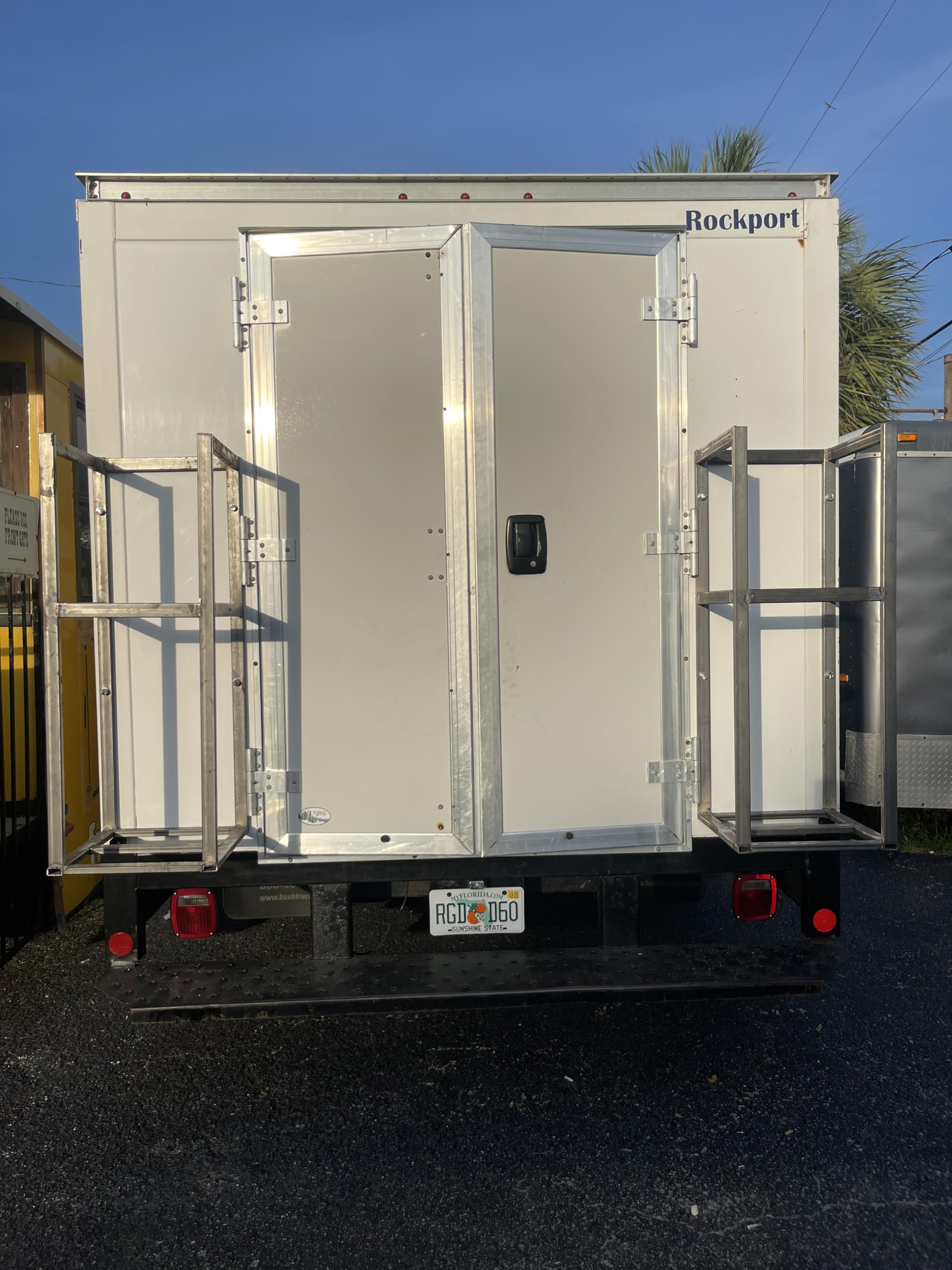 Secure 100 LB Propane Tank Cage for Your Food Truck _ Buy Now