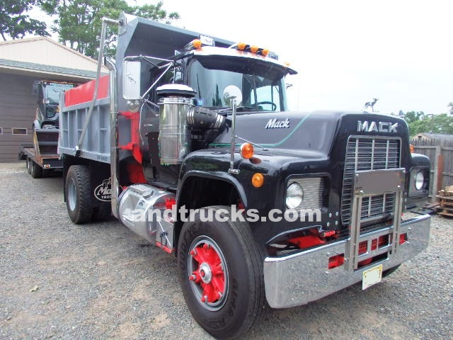 Find Quality Used Single Axle Dump Trucks for Sale Near You