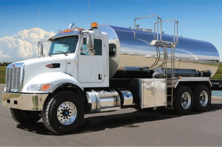 Potable Water Truck Rental _ Reliable & Fast Delivery