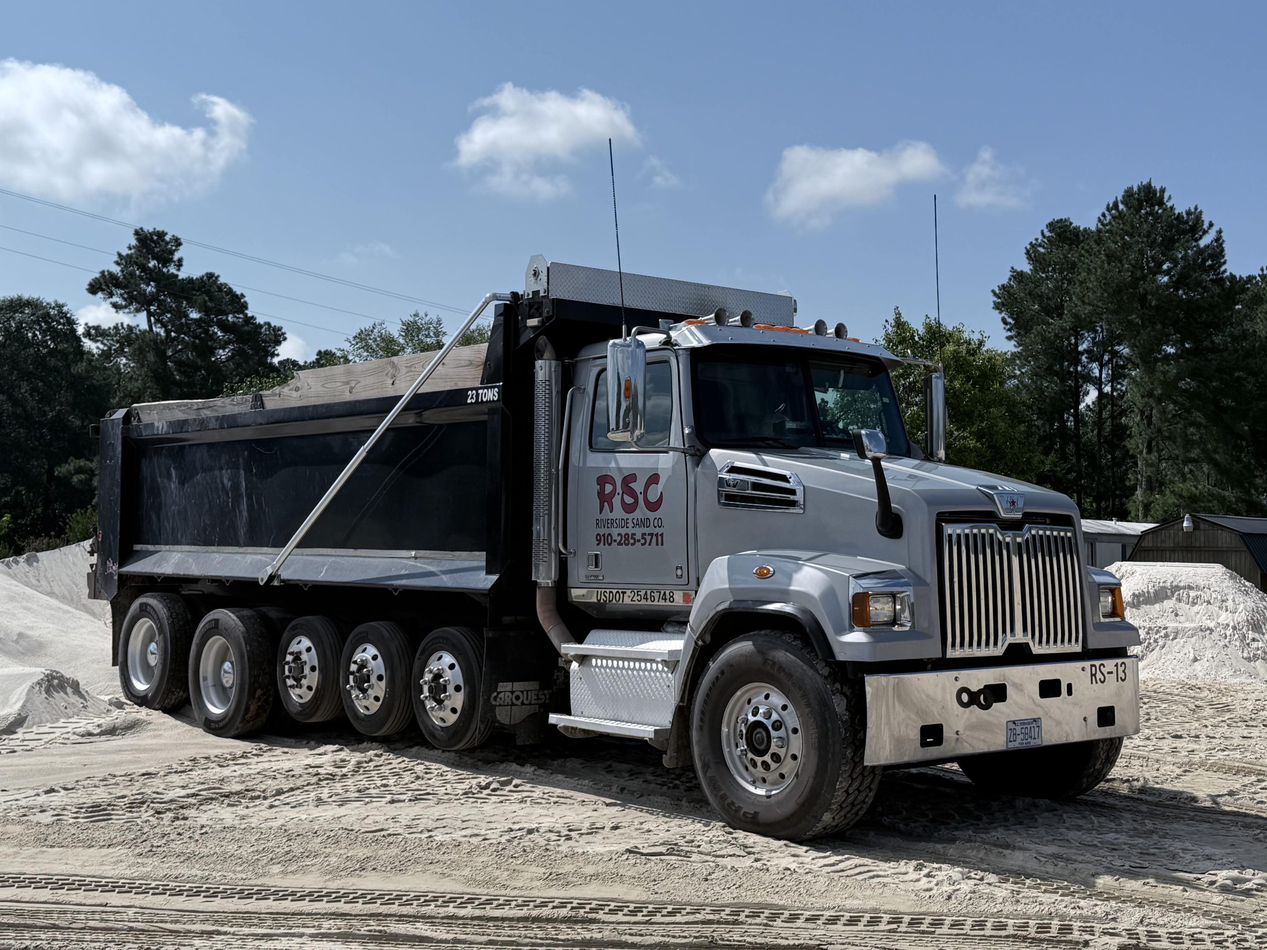 Top North Carolina Dump Truck Services & Hauling Companies