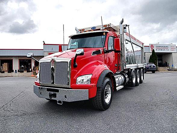 2025 Kenworth T880 Dump Truck For Sale _ Specs & Pricing