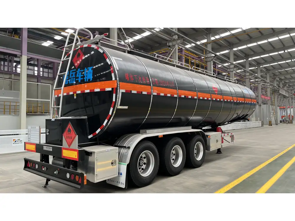 Fuel Tanks for Semi Trucks_ Capacity & Selection Guide