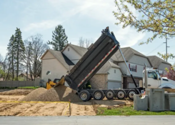 Tri Axle Dump Truck Driver_ A Complete Career & Salary Guide