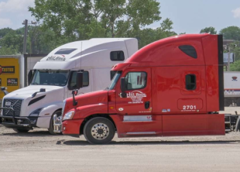 Wondering what is the best trucking company to lease purchase from？ Read on