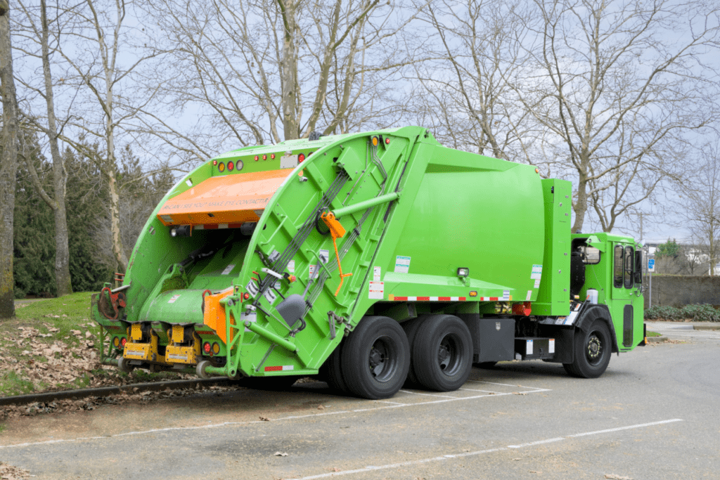 Stunning Garbage Truck Pictures_ Types, Uses & Collection Routes