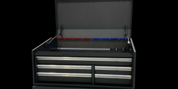 Upland Truck Toolbox_ Heavy-Duty Drawers for Professional Use