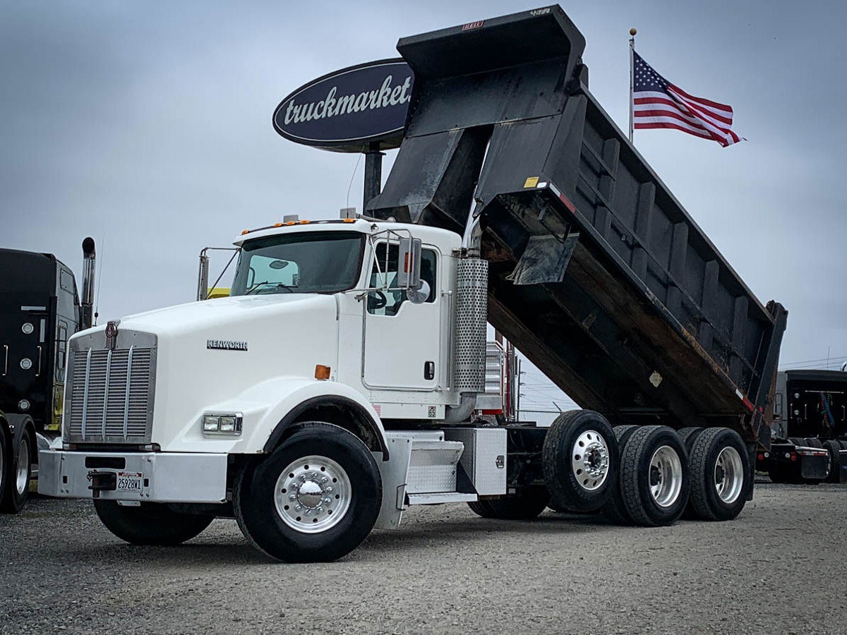 Find a Kenworth T800 Tri Axle Dump Truck for Sale Near You