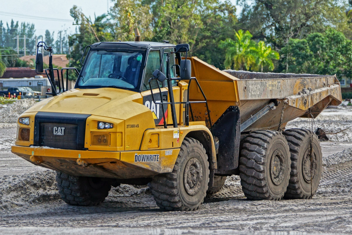 Top 5 Tips for Buying a Used Articulated Dump Truck for Sale