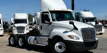 Discover Available Day Cab Semi Trucks for Sale Near Me