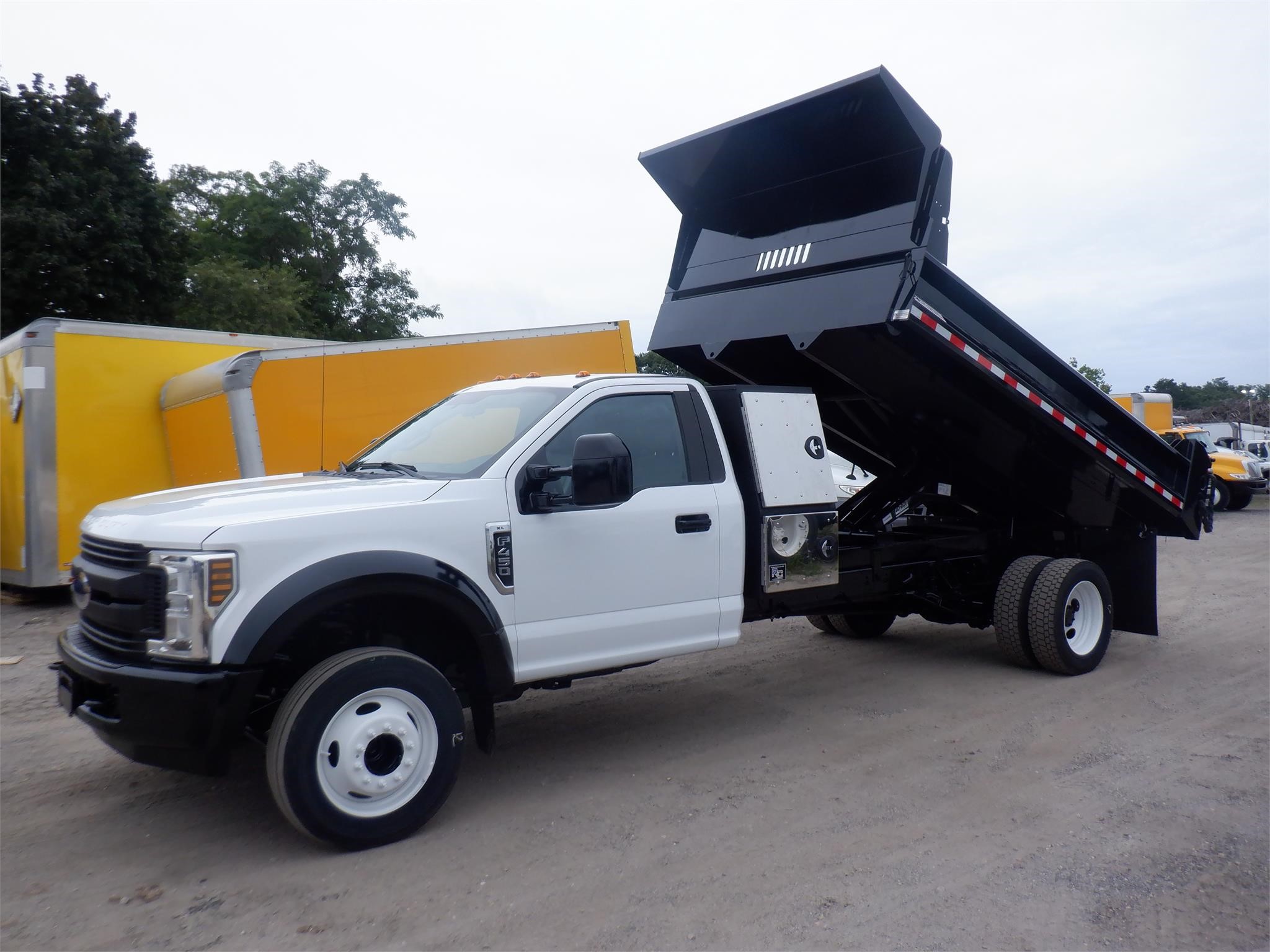 Search Nearby Ford F450 Dump Trucks Available for Sale
