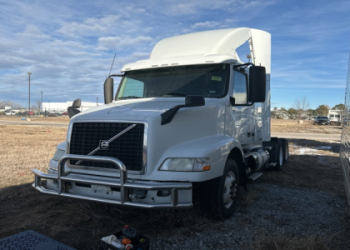 Single Axle Semi Trucks Available Near Your Location