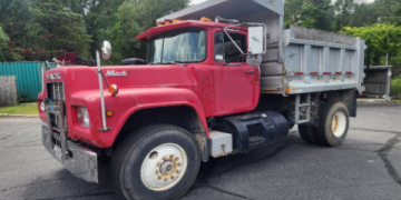 Buying a Used 1 Ton Dump Truck_ Start with Owner Listings