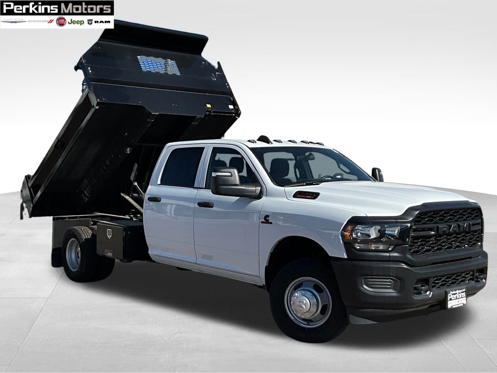 Buying a Dodge 3500 Dump Truck_ Key Features & Current Sales