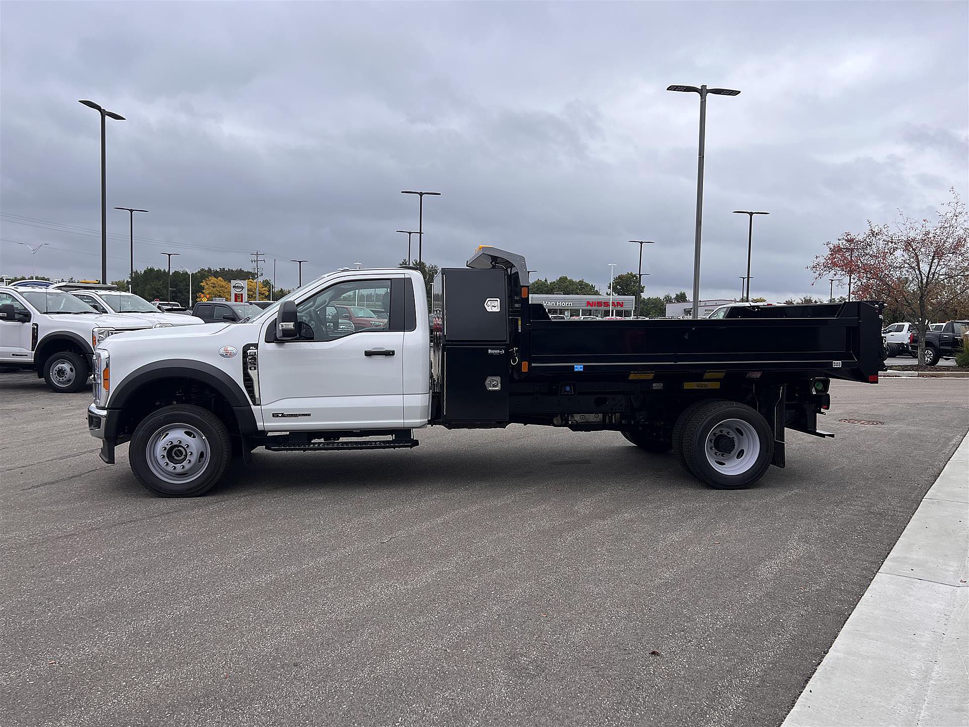 F450 Dump Truck for Sale _ Find Your Heavy-Duty Work Truck