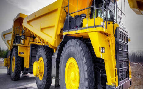 Find the Best Dump Truck Trader for Your Construction Fleet Needs