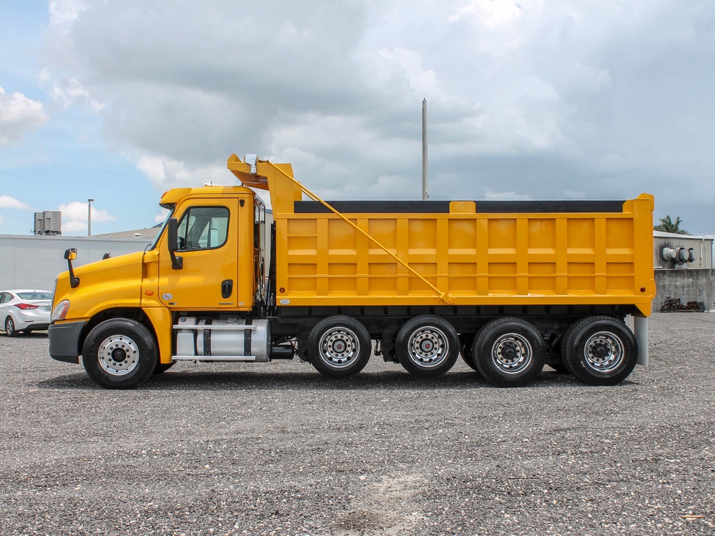 Essential Questions to Ask Dump Truck Hauling Companies