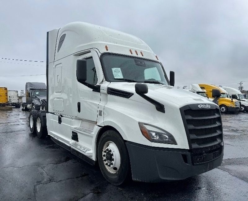 2022 Semi Trucks for Sale_ Find Your Heavy-Duty Truck Today