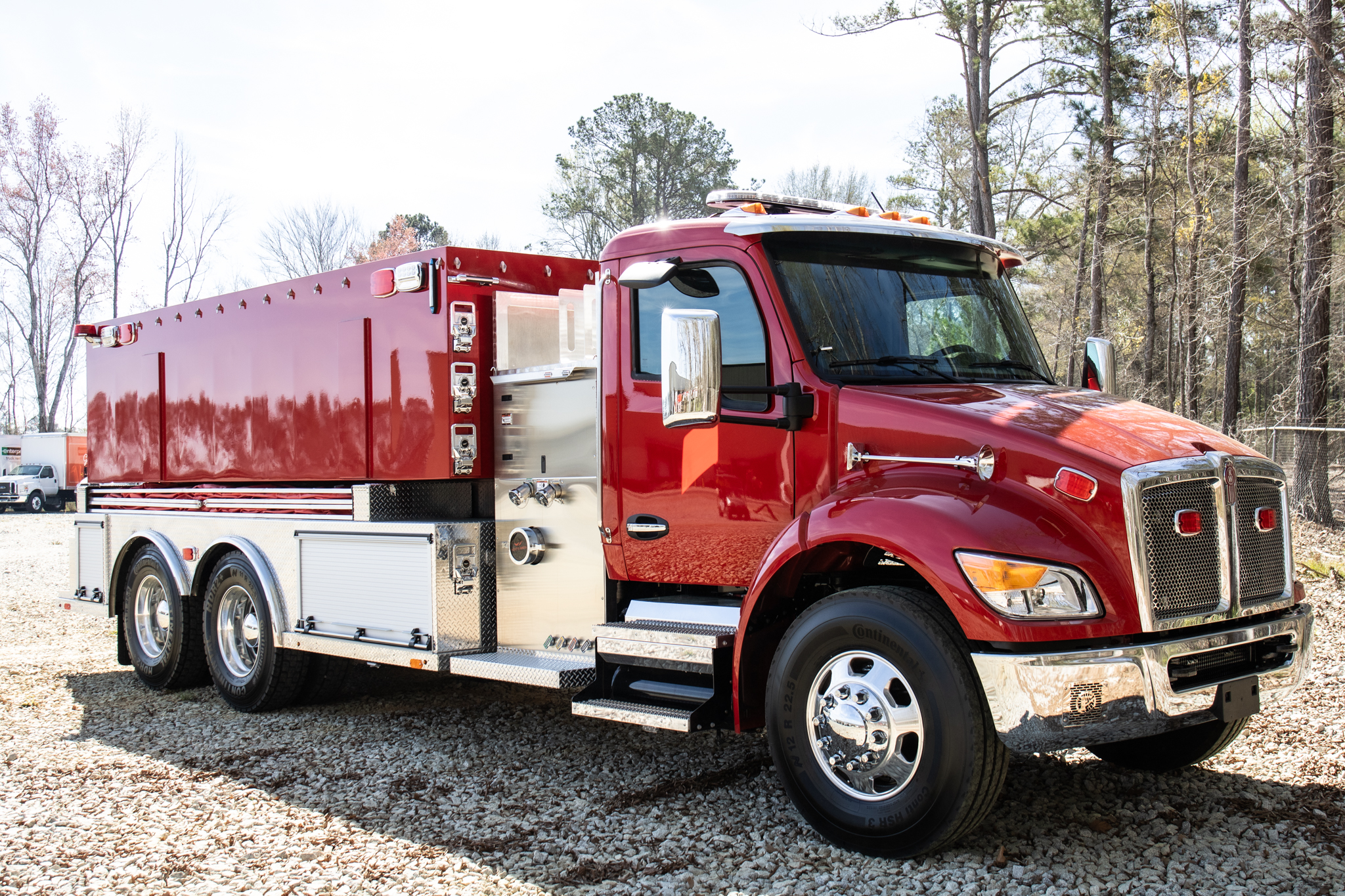 What Is a 3000 Gallon Fire Tanker_ Essential Operations Guide