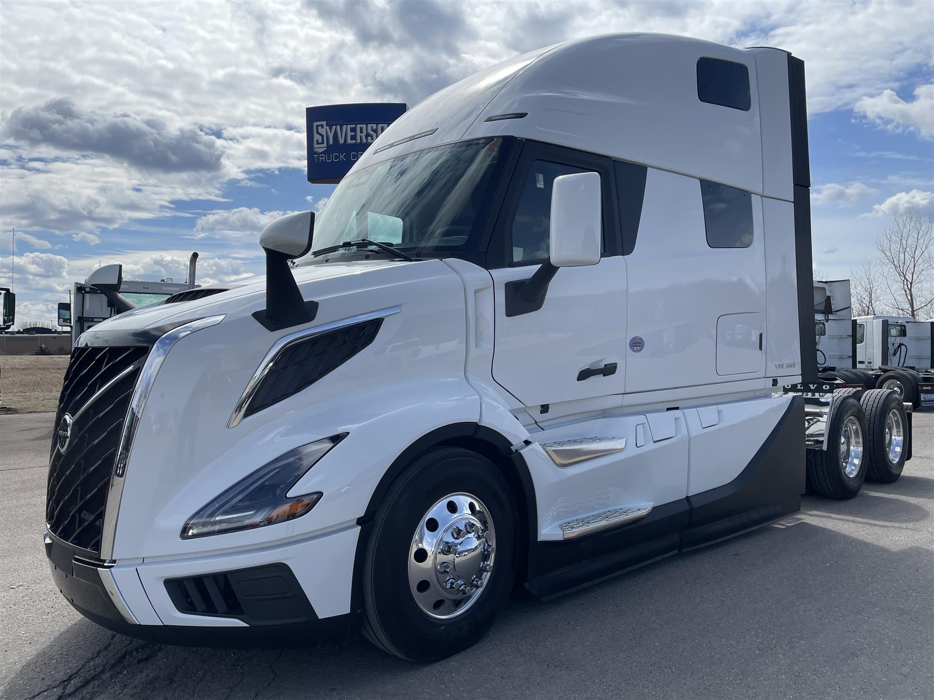 Browse Quality Volvo 18 Wheelers for Sale _ Inventory Updated