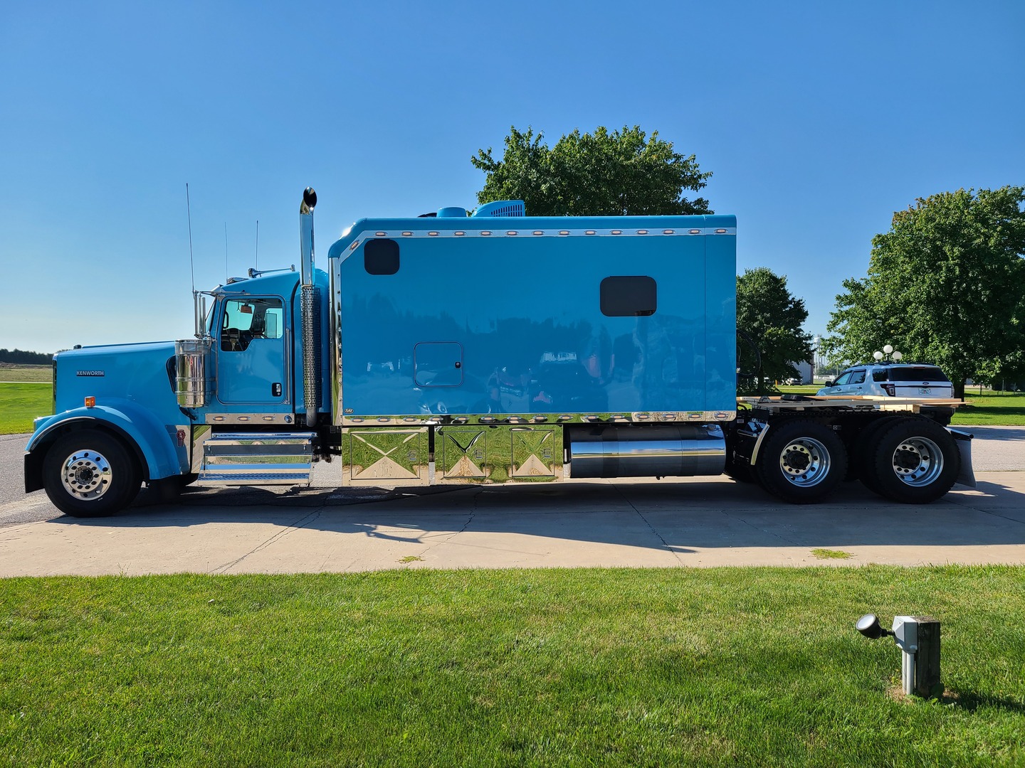 Extended Sleeper Semi Trucks for Sale _ Find Your Perfect Fit