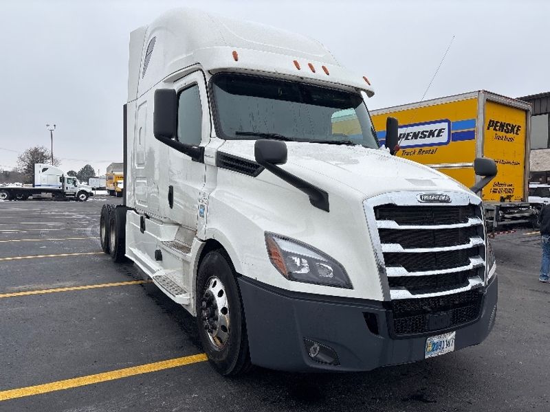 Heavy Duty Semi Trucks for Sale _ Find Your Commercial Fleet Today