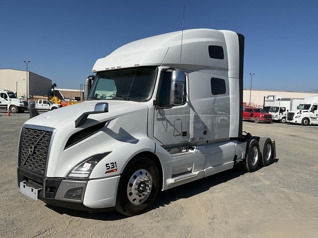 Top 10 Used Semi Sleeper Trucks for Sale & Key Inspection Tips