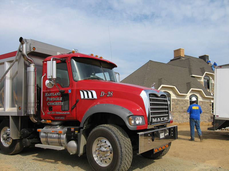 Find Dump Truck Contractors Near Me _ Local Hauling Services