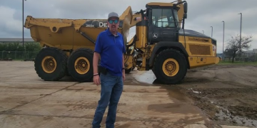 John Deere Rock Truck Review_ Key Facts and Performance Data