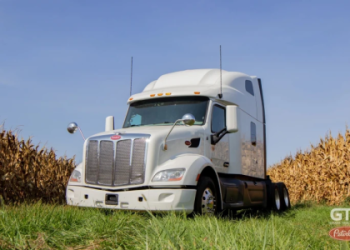 Best Value Used Semi Sleeper Trucks for Sale – Compare Models Now