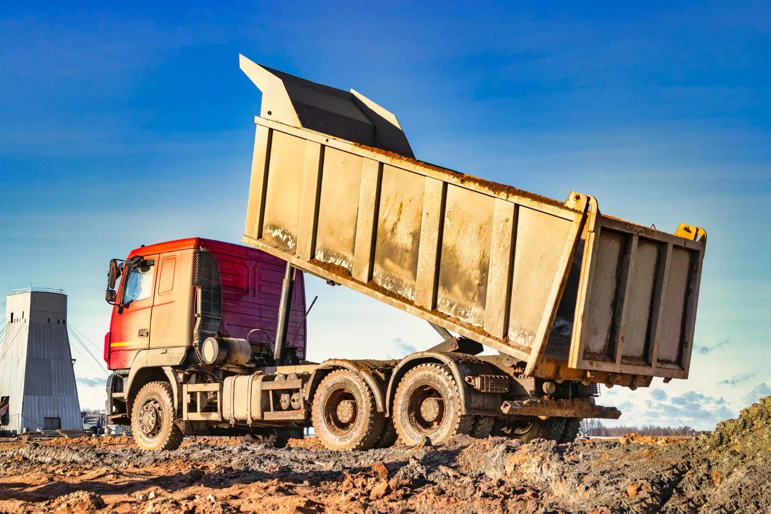 How Dump Truck Hauling Companies Streamline Construction