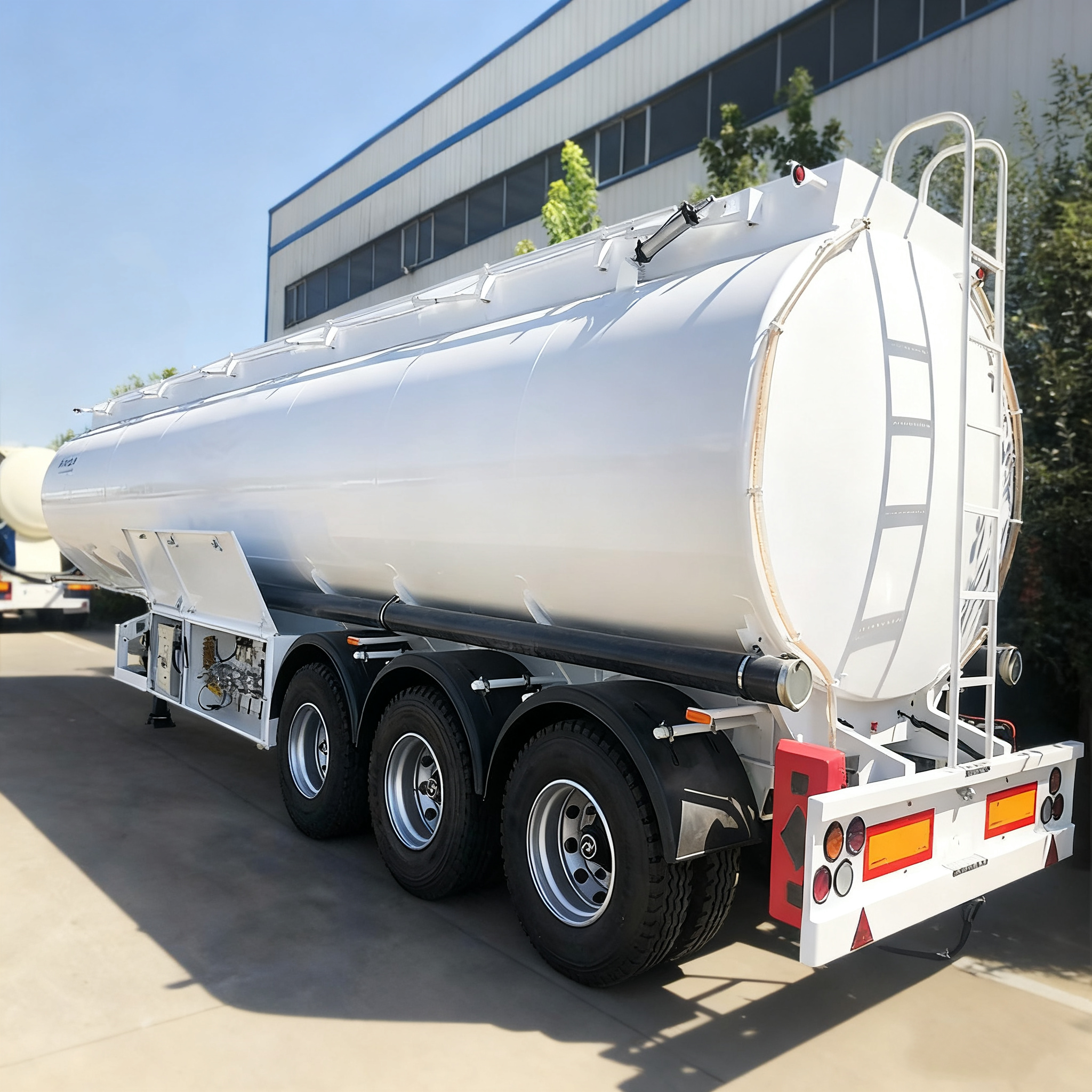 Semi Water Tankers for Sale _ Reliable & High-Capacity Models