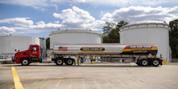 Diesel Tanker Trucks for Sale _ Reliable Fuel Transport Vehicles