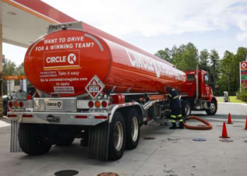 Petrol Tanker Price Guide_ Factors & Market Rates 2024