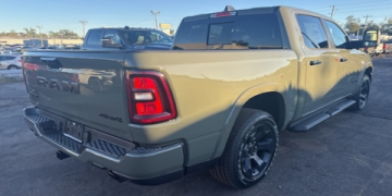 Buying a Dodge 3500 Dump Truck_ Key Features & Current Sales