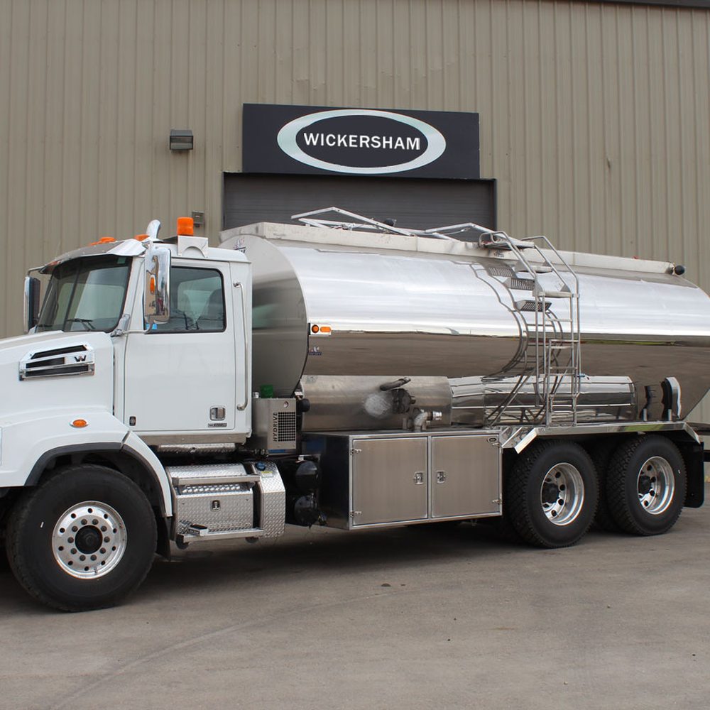 Need Water Fast_ Hire a Local Water Tanker Near Me Today