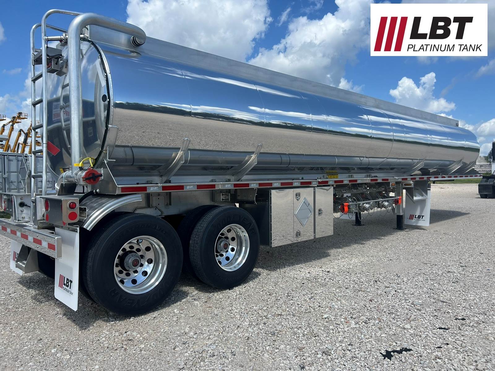 Top 10 Used Fuel Tankers for Sale_ Compare Prices & Specs